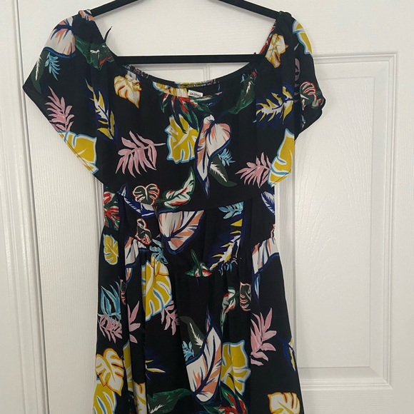 Tropical Print Off-the-Shoulder Dress - Picture 3 of 6